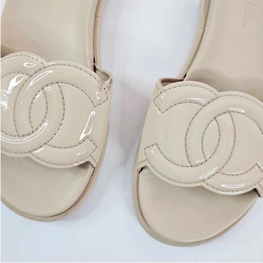 Chanel Beige Slide Sandals - Picture 15 of 16
